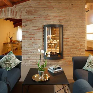 Hotel The Place 217, Roma